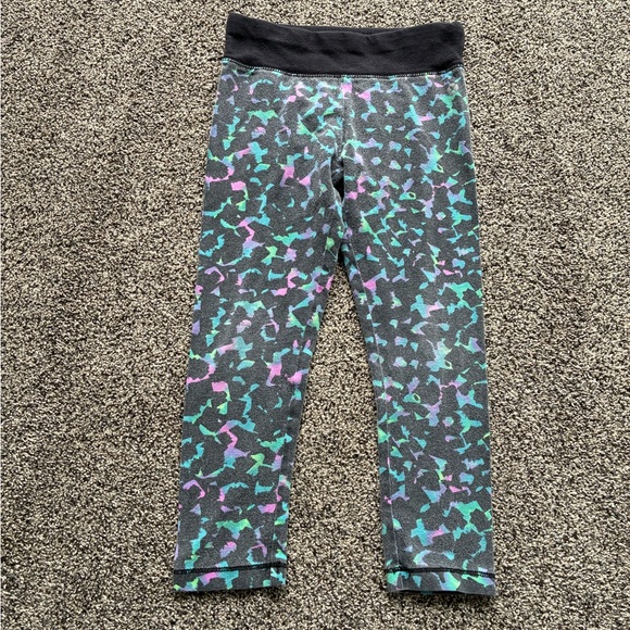 Xersion Other - Xersion Girl’s Green/Blue/Black Printed Leggings, Size 5